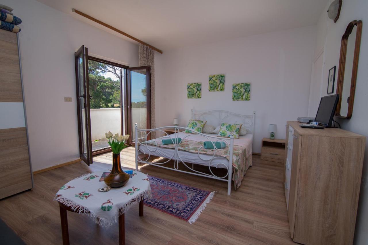 Ferienwohnung Nena Mali Lošinj Exterior foto