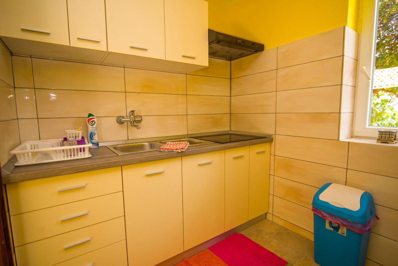 Ferienwohnung Nena Mali Lošinj Exterior foto