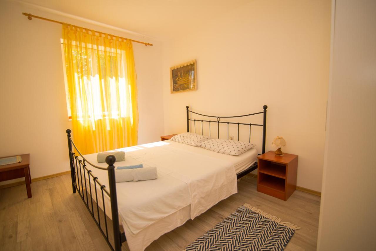 Ferienwohnung Nena Mali Lošinj Exterior foto