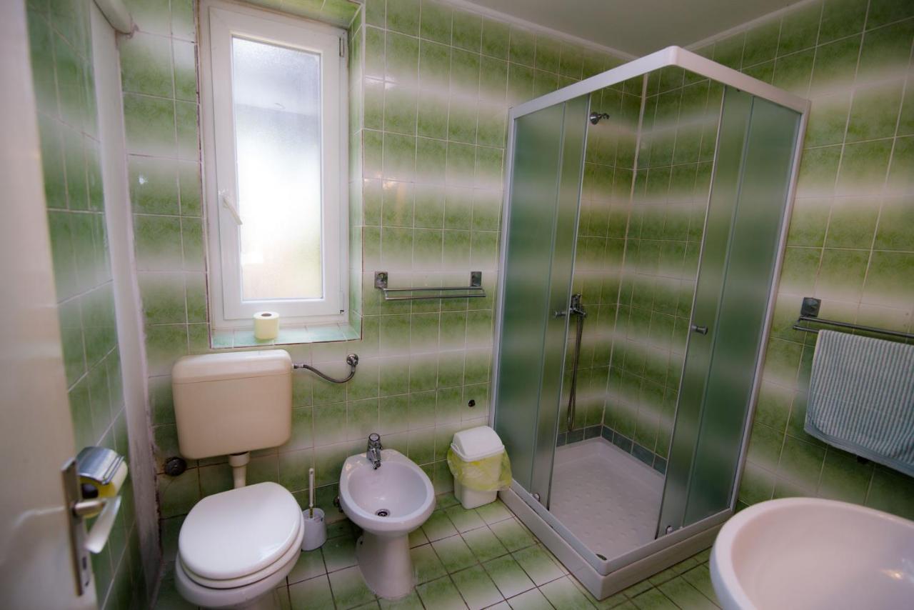 Ferienwohnung Nena Mali Lošinj Exterior foto