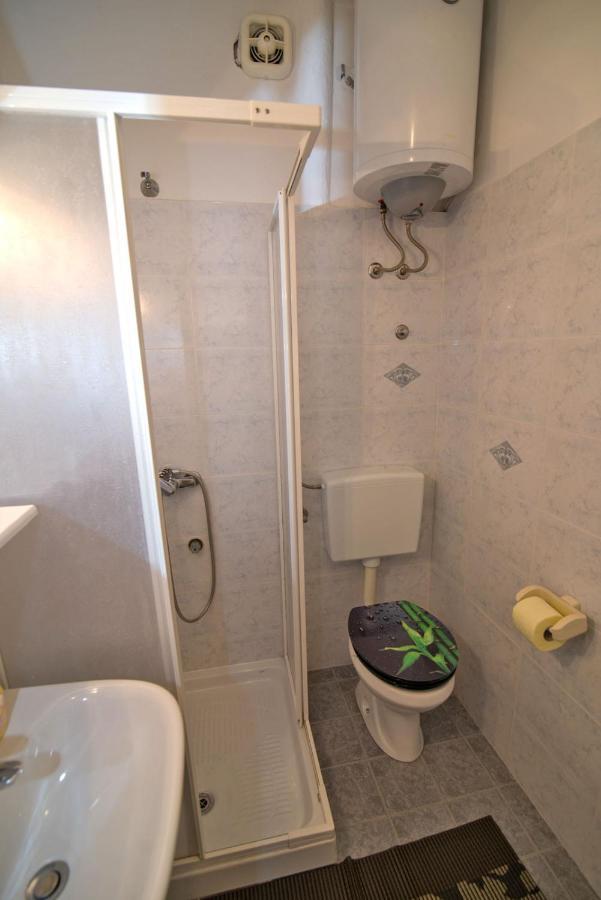 Ferienwohnung Nena Mali Lošinj Exterior foto